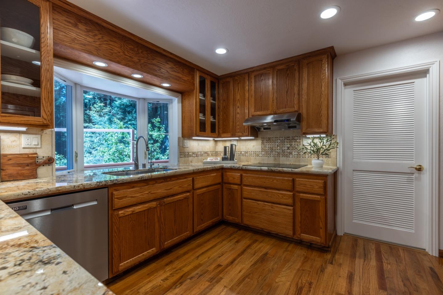 14380 Long Ridge Road Los Gatos, CA 95033 - Photo 9 of 38