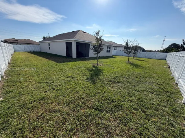 $1,800 | 304 El Dorado Boulevard South, Cape Coral, FL 33991