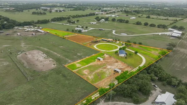 $599,000 | 11555 North Us Highway, Stephenville, TX 76401