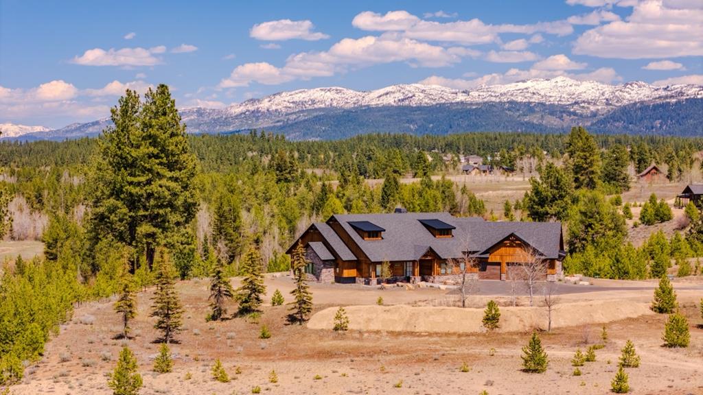 15 Rawhide Loop, Unit 15 McCall, ID 83638 - Photo 3 of 8