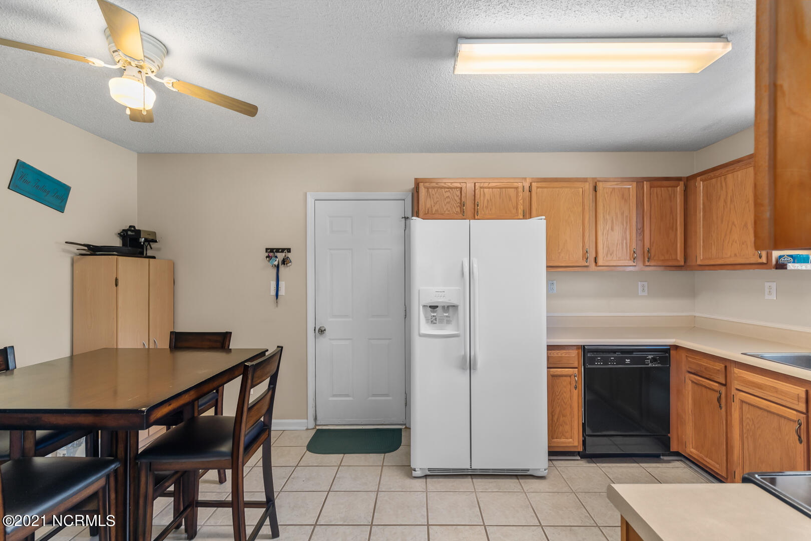 384 Riggs Road Hubert, NC 28539 - Photo 11 of 34 11