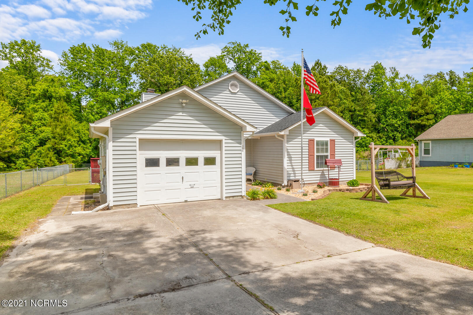 384 Riggs Road Hubert, NC 28539 - Photo 3 of 34 3