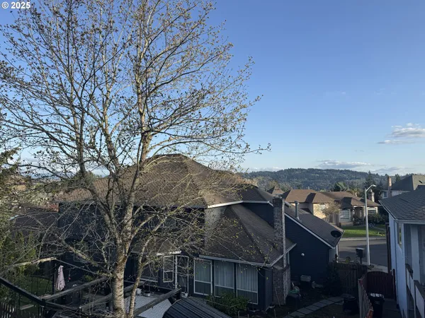 $779,000 | 11782 Southeast Mountain Sun Drive, Clackamas, OR 97015