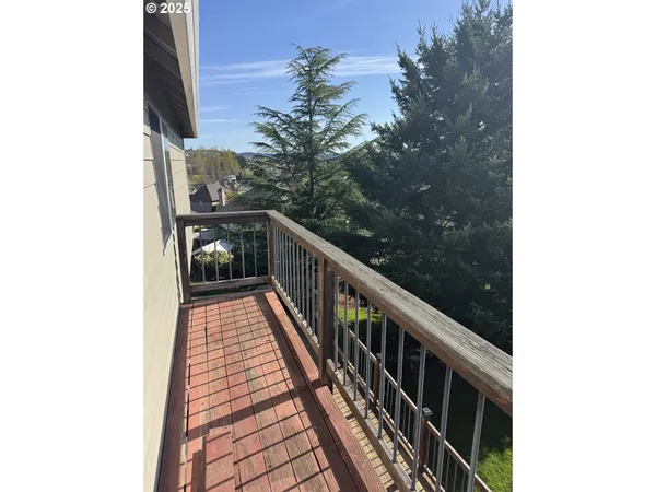 $779,000 | 11782 Southeast Mountain Sun Drive, Clackamas, OR 97015