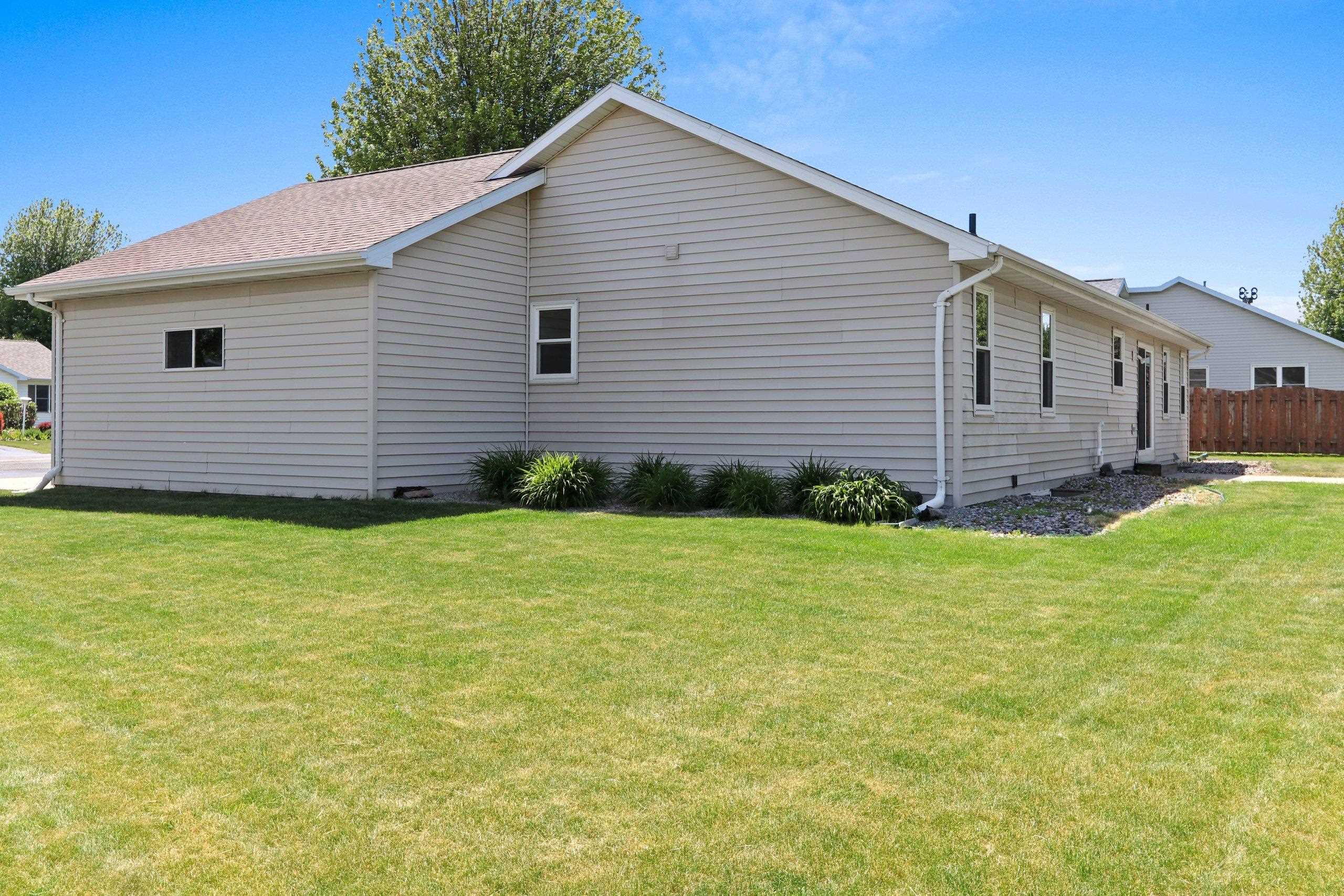 W6034 Paige Way Appleton, WI 54915 - Photo 43 of 48