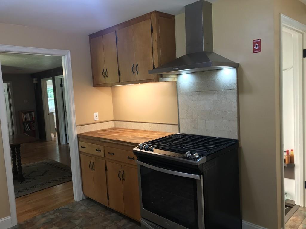 58 Carleton Road Millbury, MA 01527 - Photo 8 of 38 Gallery Image 8