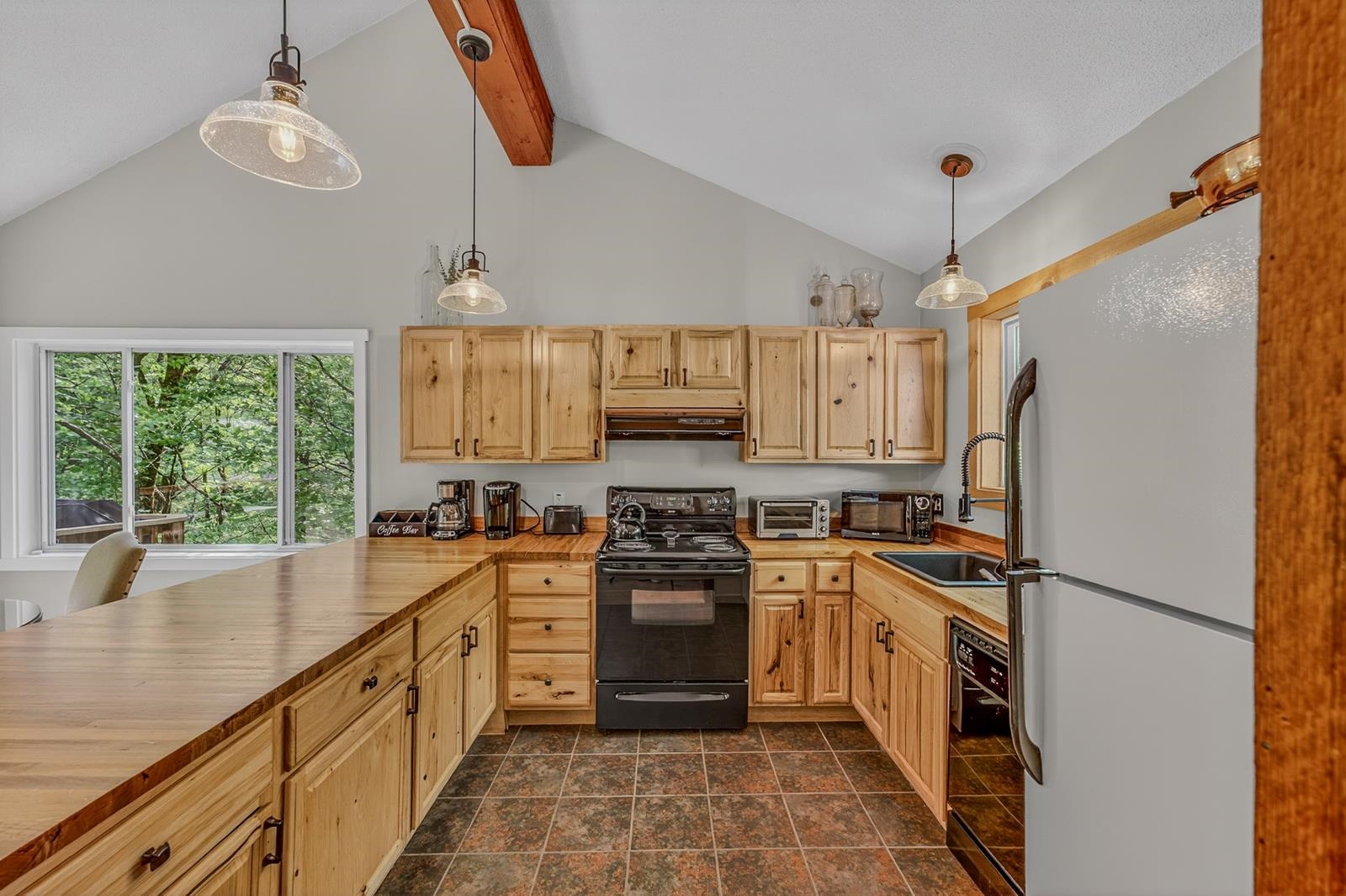 146 Bell Valley Road Campton, NH 03223 - Photo 7 of 47