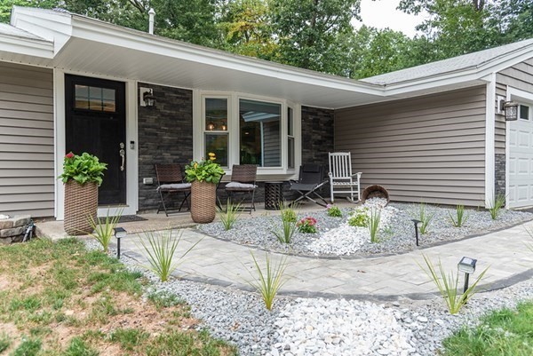 63 Old Stage Road Chelmsford, MA 01824 - Photo 2 of 30 Gallery Image 2