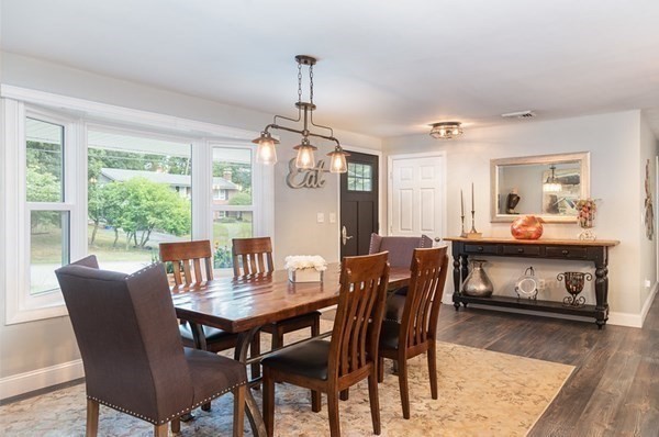 63 Old Stage Road Chelmsford, MA 01824 - Photo 8 of 30 Gallery Image 8