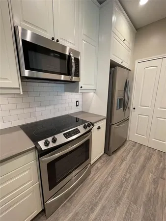 $2,650 | 2917 Roxboro Road, Euless, TX 76039