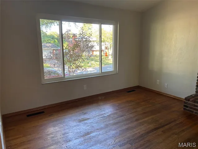 $199,900 | 10 Chamberlain Court, Belleville, IL 62223