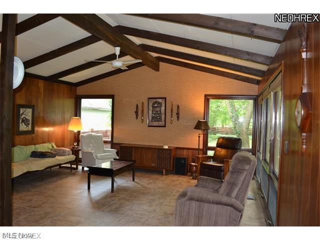 5240 Spencer Road Cleveland, OH 44124 - Photo 6 of 12 Gallery Image 6