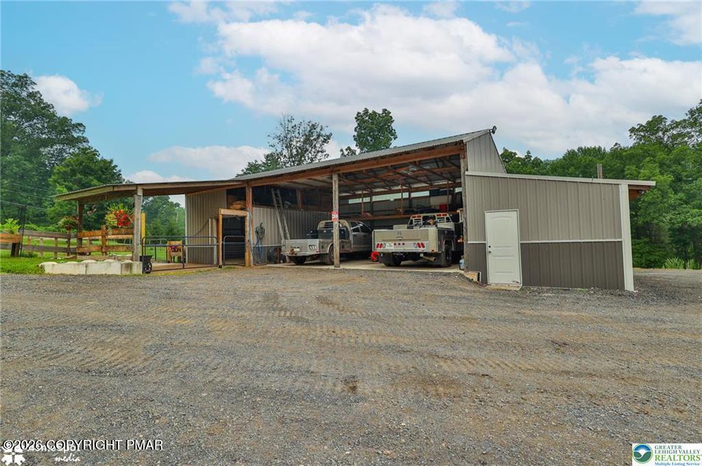 753 Lower Cherry Valley Road Stroudsburg, PA 18360 - Photo 35 of 37 garage
