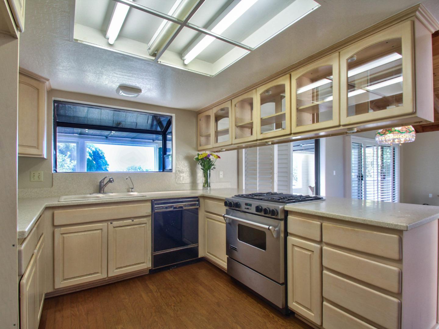 16350 Bonney Road Watsonville, CA 95076 - Photo 13 of 41 Gallery Image 13
