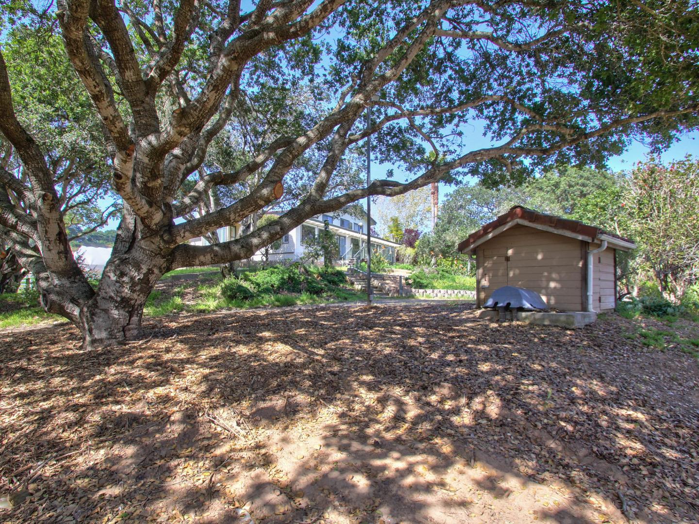 16350 Bonney Road Watsonville, CA 95076 - Photo 33 of 41 Gallery Image 33
