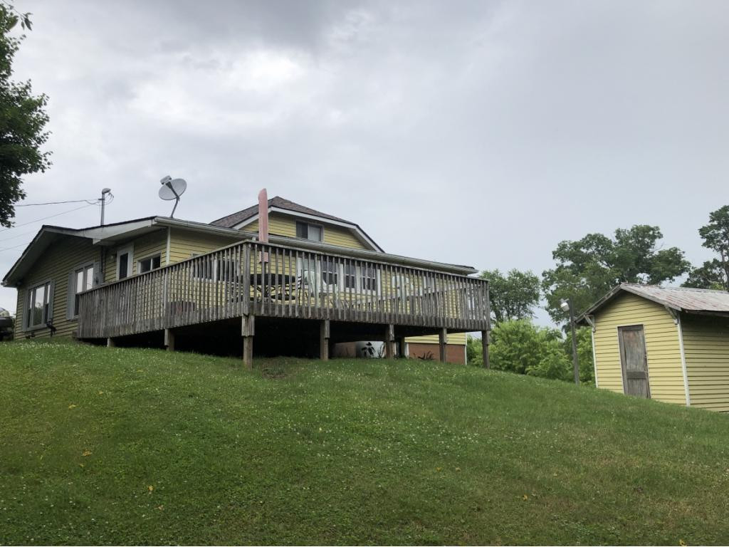 11406 Frederick Road Coeburn, VA 24230 - Photo 3 of 14 Photo 3
