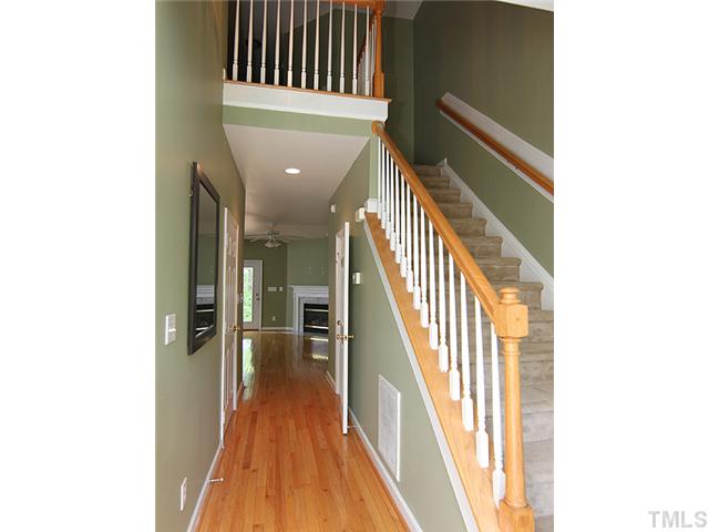 4528 Treerose Way Raleigh, NC 27606 - Photo 4 of 22 Gallery Image 4
