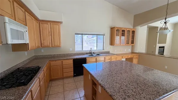 $3,700 | 9625 Irvine Bay Court, Las Vegas, NV 89147