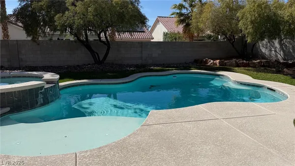 $3,700 | 9625 Irvine Bay Court, Las Vegas, NV 89147