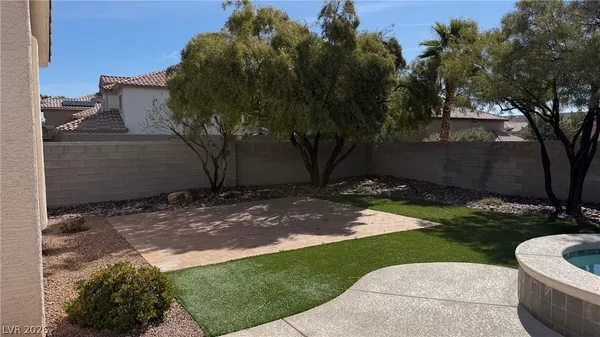 $3,700 | 9625 Irvine Bay Court, Las Vegas, NV 89147