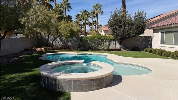 $3,700 | 9625 Irvine Bay Court, Las Vegas, NV 89147