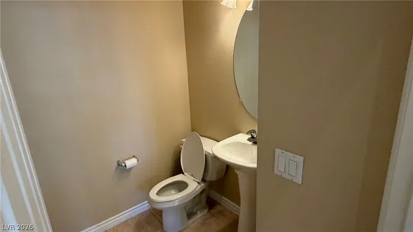 $3,700 | 9625 Irvine Bay Court, Las Vegas, NV 89147