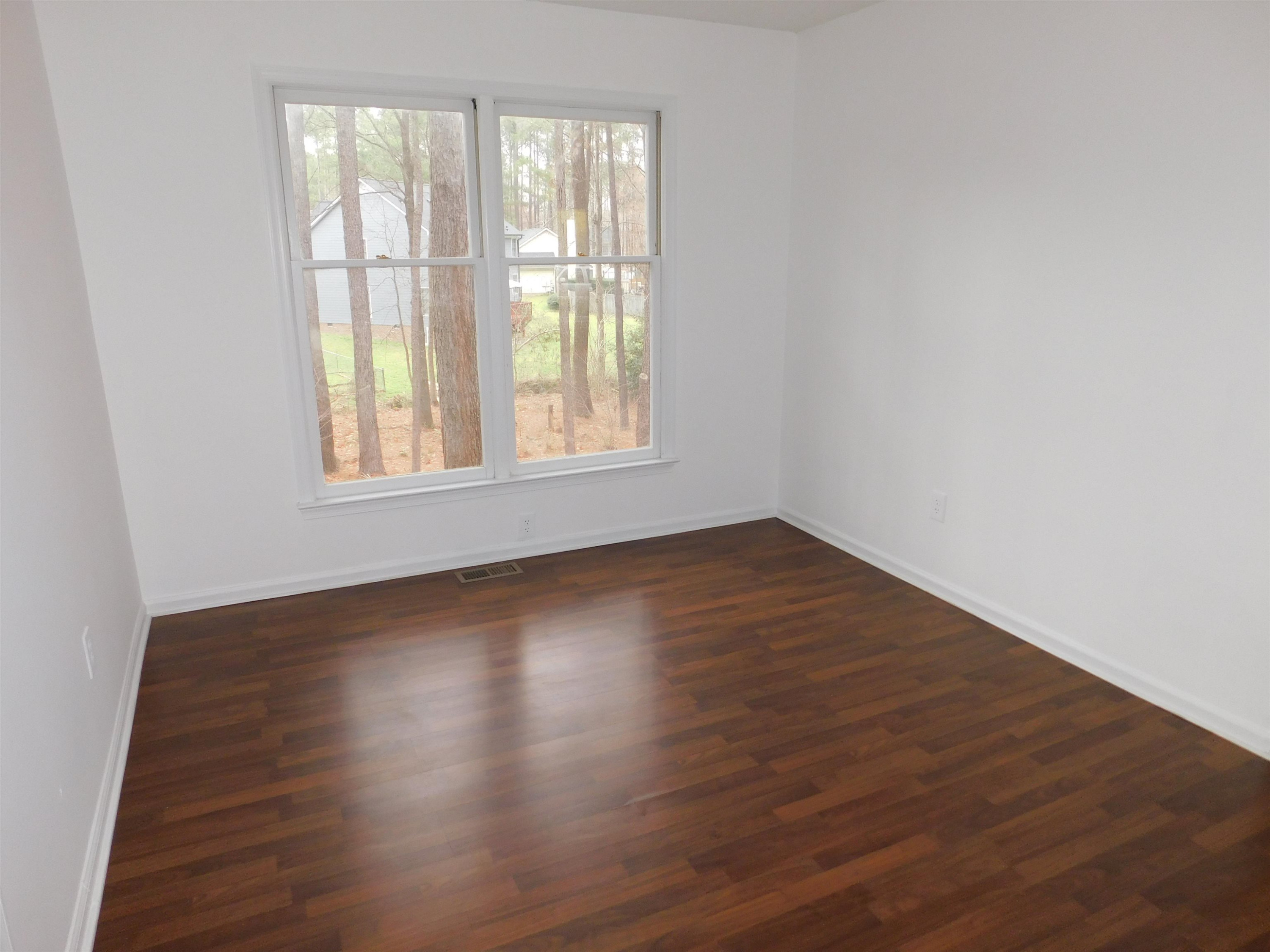 1817 Teabrook Court Raleigh, NC 27610 - Photo 5 of 19 Photo 5