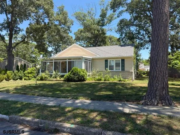 $459,900 | 40 Dogwood Drive, Somers Point, NJ 08244