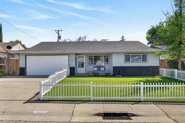 $539,000 | 7772 Spring Valley Avenue, Citrus Heights, CA 95610
