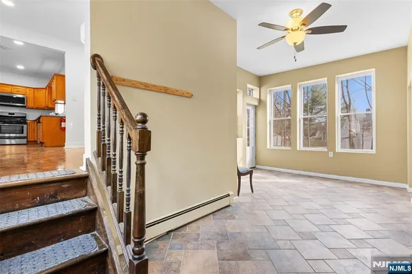 $3,850 | 6 Cottage Place, Allendale, NJ 07401