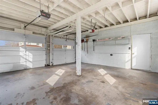 $3,850 | 6 Cottage Place, Allendale, NJ 07401