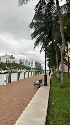 $3,150 | 3001 Northeast 185th Street, Unit 119, Aventura, FL 33180