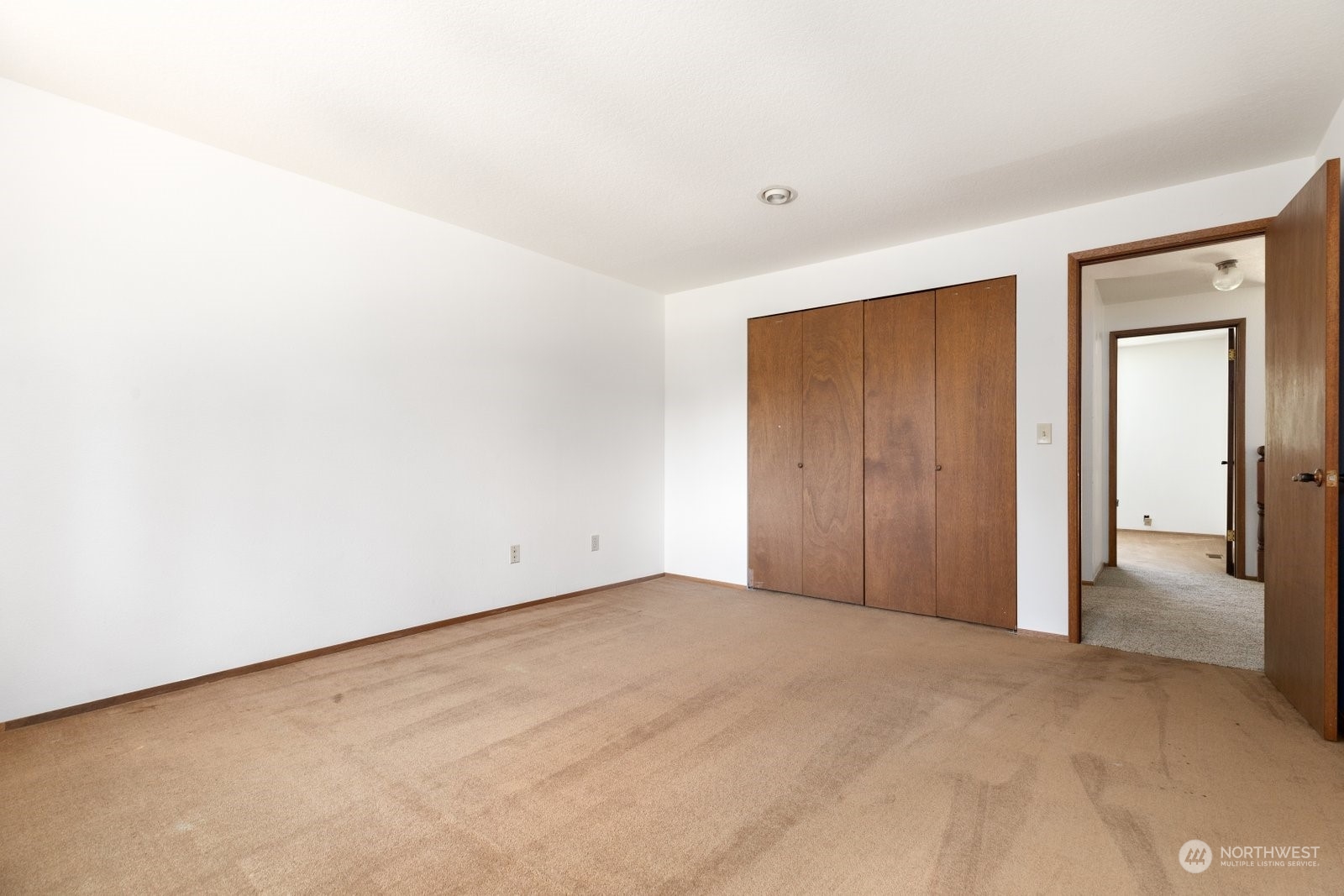 3550 Swede Hill Road Clinton, WA 98236 - Photo 26 of 40 a view of an empty room