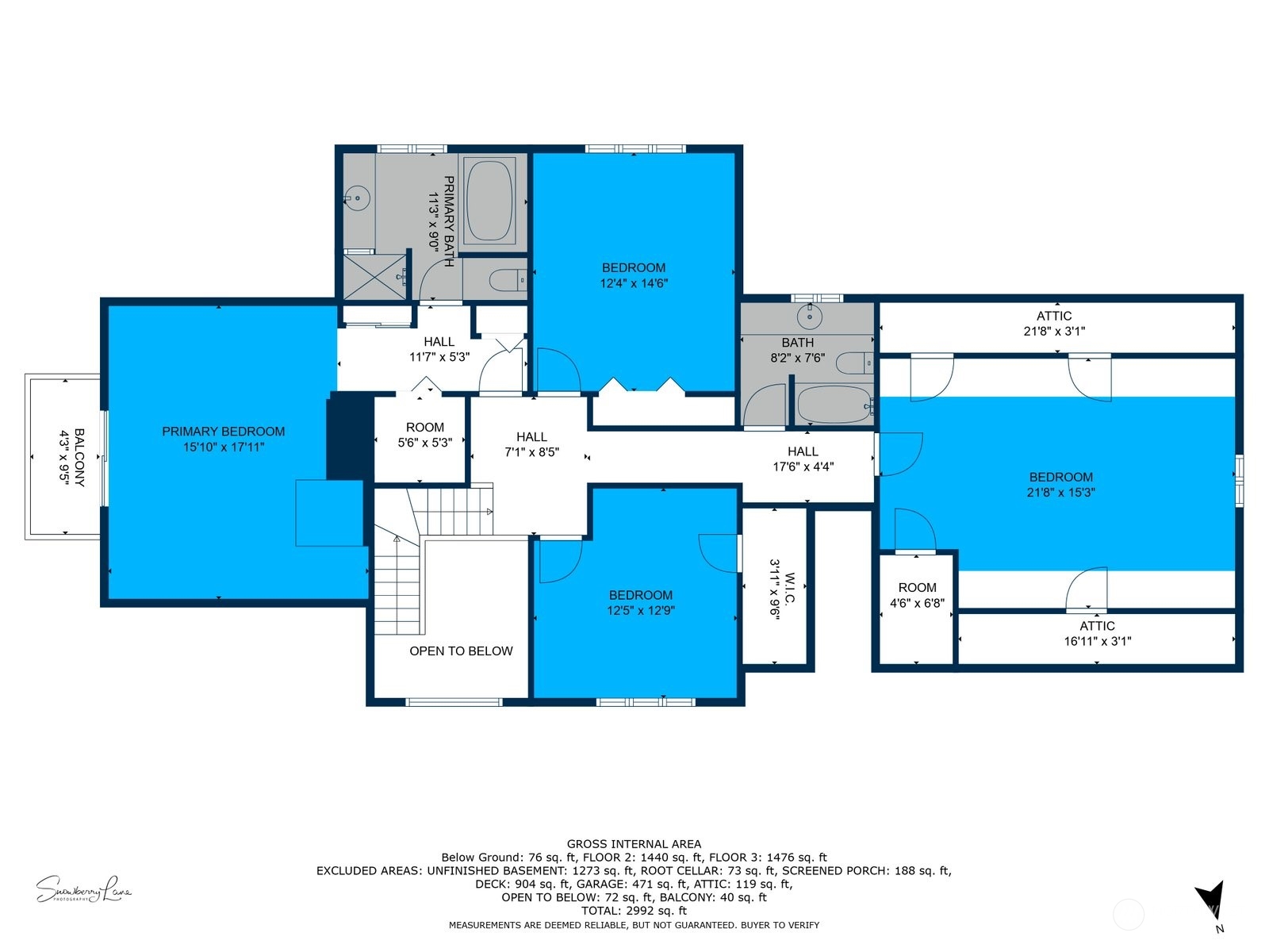 3550 Swede Hill Road Clinton, WA 98236 - Photo 39 of 40 a picture of a open kitchen with a white bed