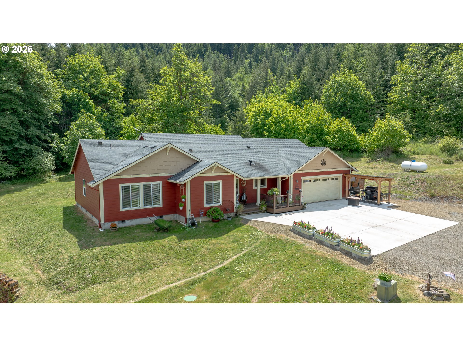 6660 Alvord Alley Grand Ronde, OR 97347 - Photo 2 of 47