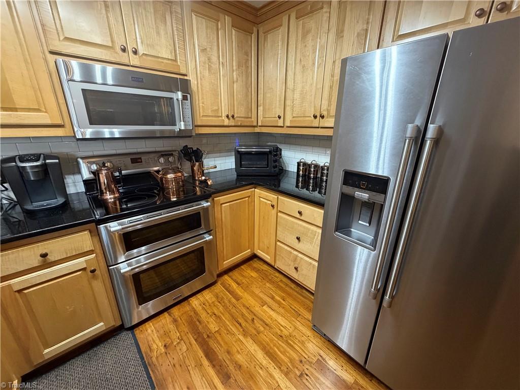 165 Virginia Street, Unit 409 Mount Airy, NC 27030 - Photo 6 of 40