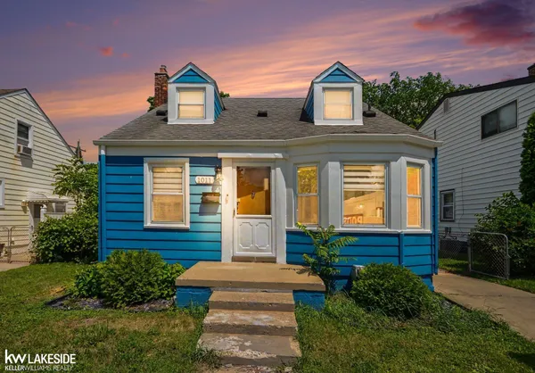 $360,000 | 1011 Hoffman Avenue, Royal Oak, MI 48067