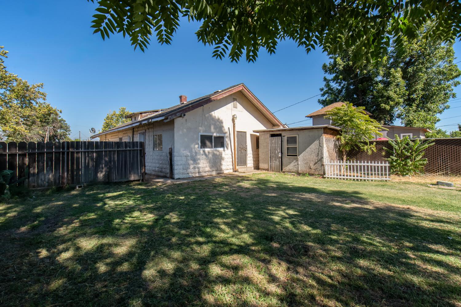 1107 O Street Sanger, CA 93657 - Photo 13 of 15