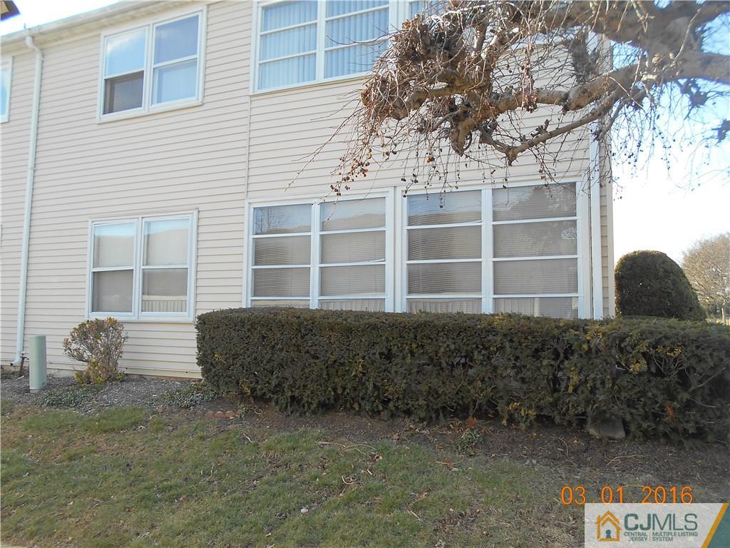271 B Old Nassau Road Monroe Township, NJ 08831 - Photo 3 of 8 a front view of a house