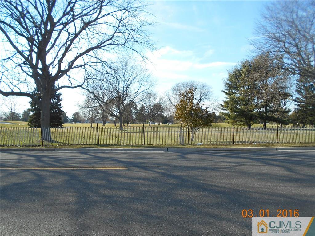 271 B Old Nassau Road Monroe Township, NJ 08831 - Photo 5 of 8 a view of a tennis court