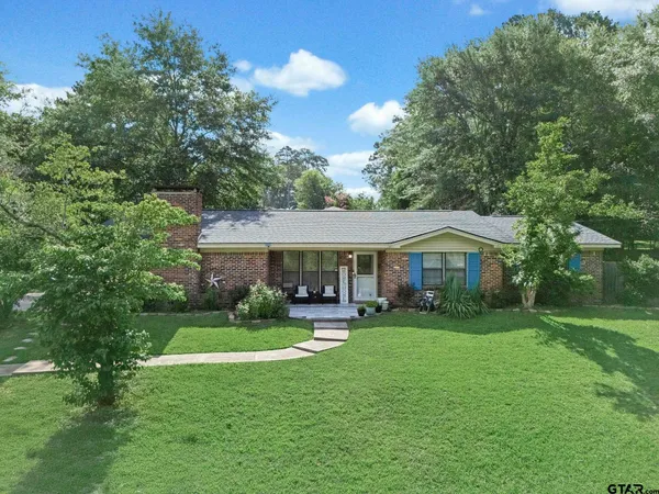 $229,000 | 810 Caddo Street, Marshall, TX 75672