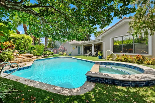$1,695,000 | 2100 Northeast 211th Terrace, Miami, FL 33179