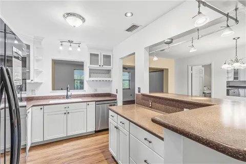 $449,000 | 1202 Southeast Madison Avenue, Stuart, FL 34996