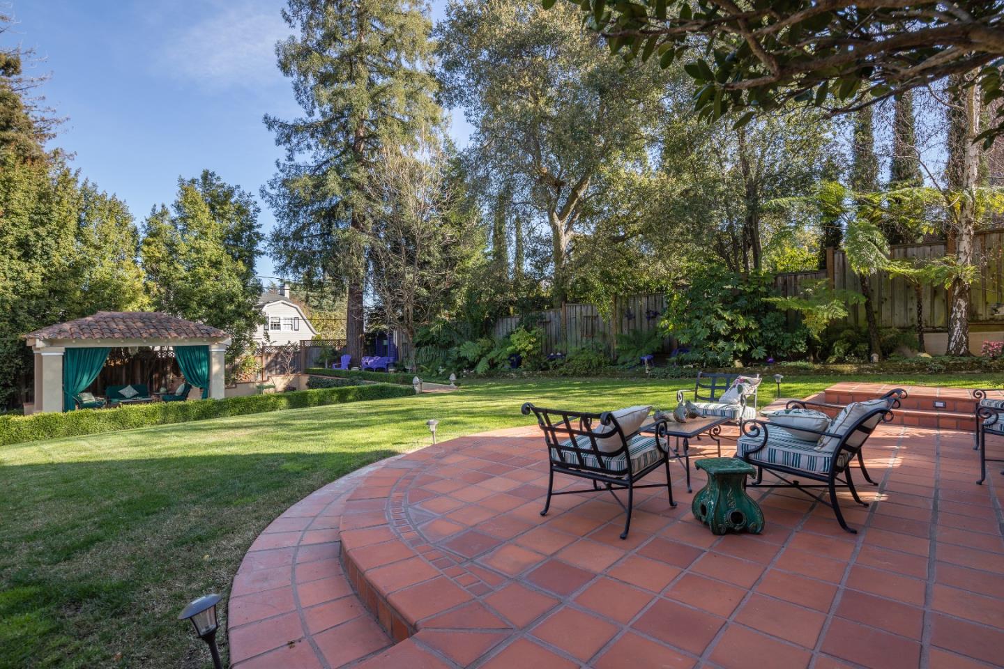 723 Chiltern Road Hillsborough, CA 94010 - Photo 29 of 36