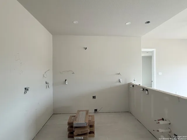 a view of utility room