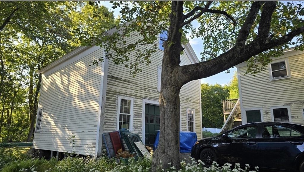 338 Adams Abington, MA 02351 - Photo 4 of 6