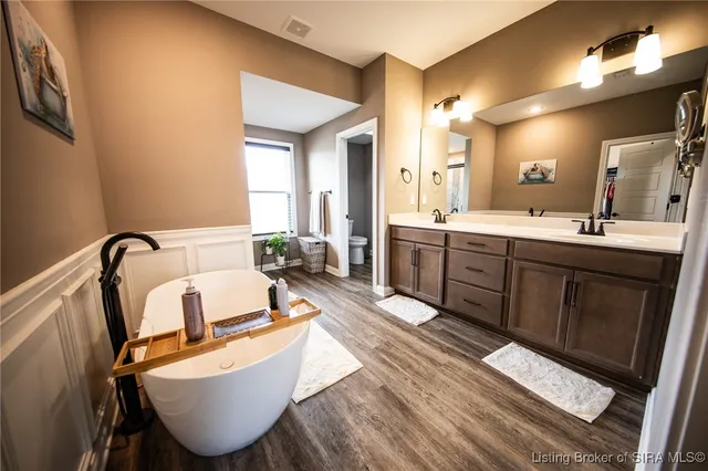 $499,000 | 8102 Farming Way, Charlestown, IN 47111