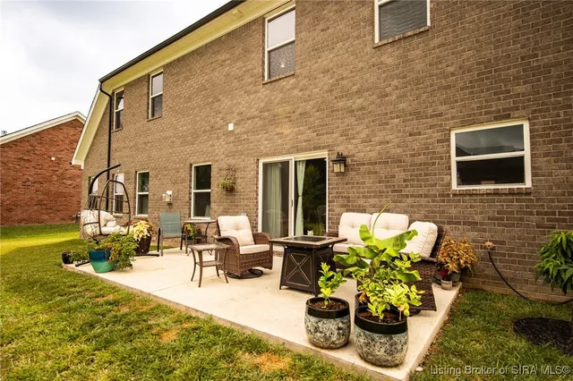 $499,000 | 8102 Farming Way, Charlestown, IN 47111