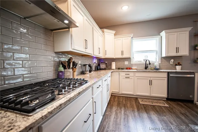 $499,000 | 8102 Farming Way, Charlestown, IN 47111