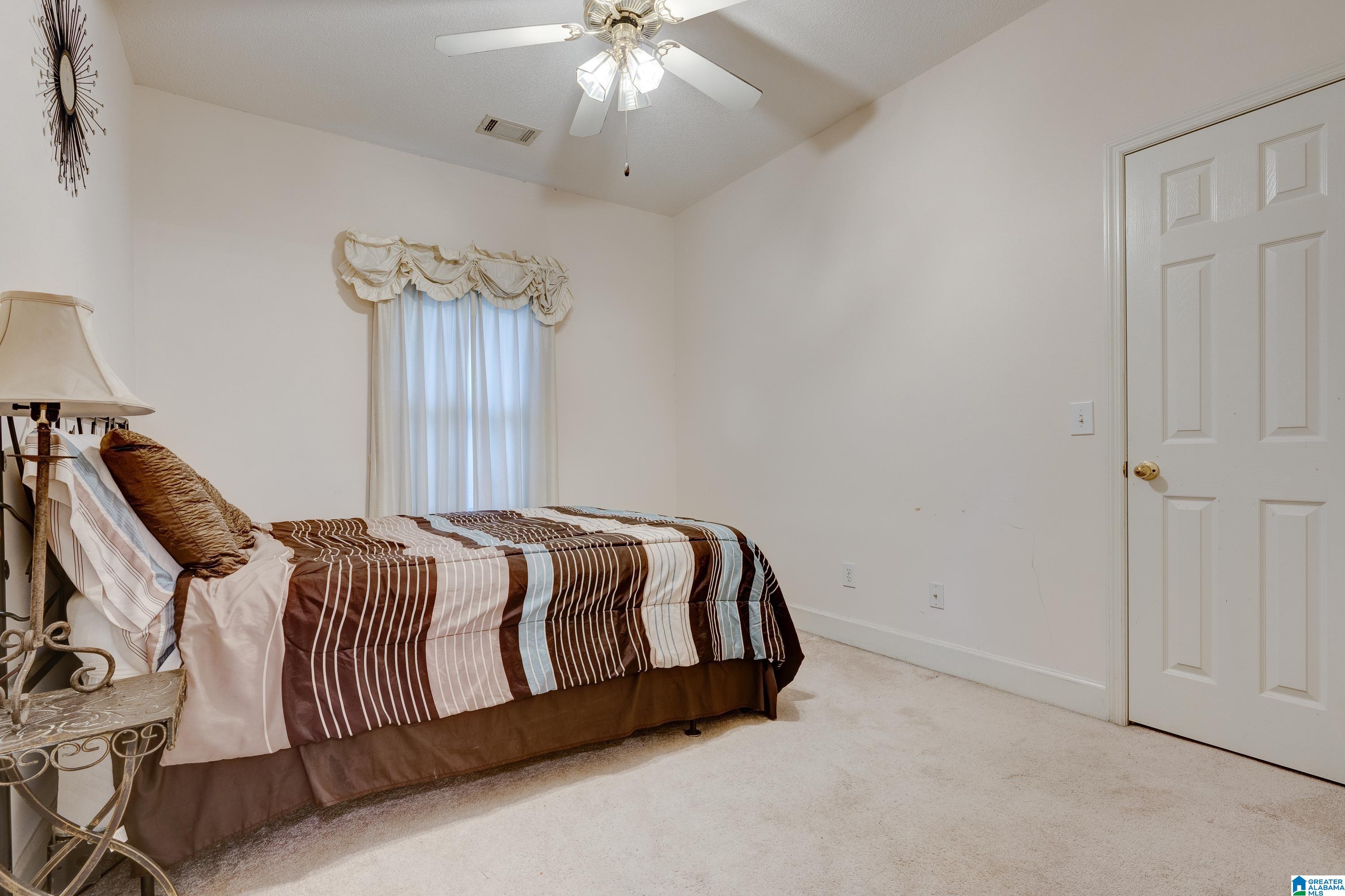 141 Paradise Lake Road Birmingham, AL 35244 - Photo 28 of 34